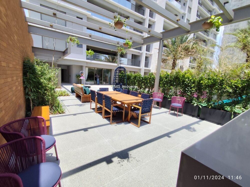 Apartamento, 3 quartos, 136 m² - Foto 2