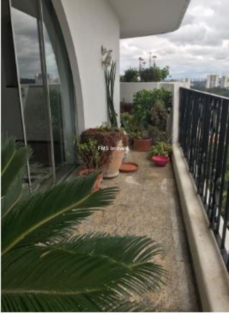 Apartamento para alugar com 4 quartos, 240m² - Foto 3