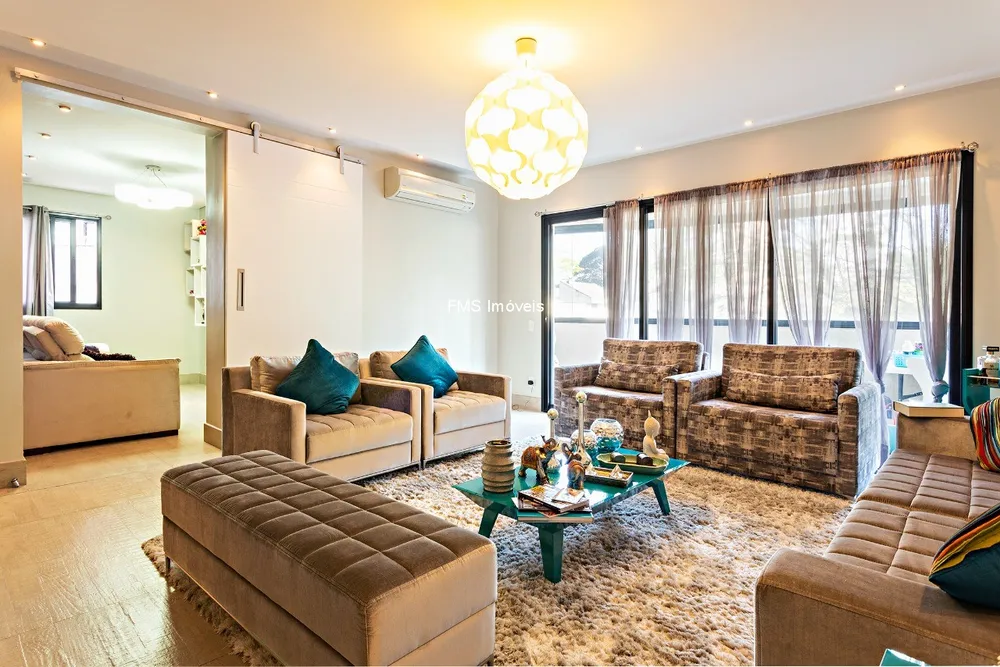 Apartamento, 2 quartos, 245 m² - Foto 1