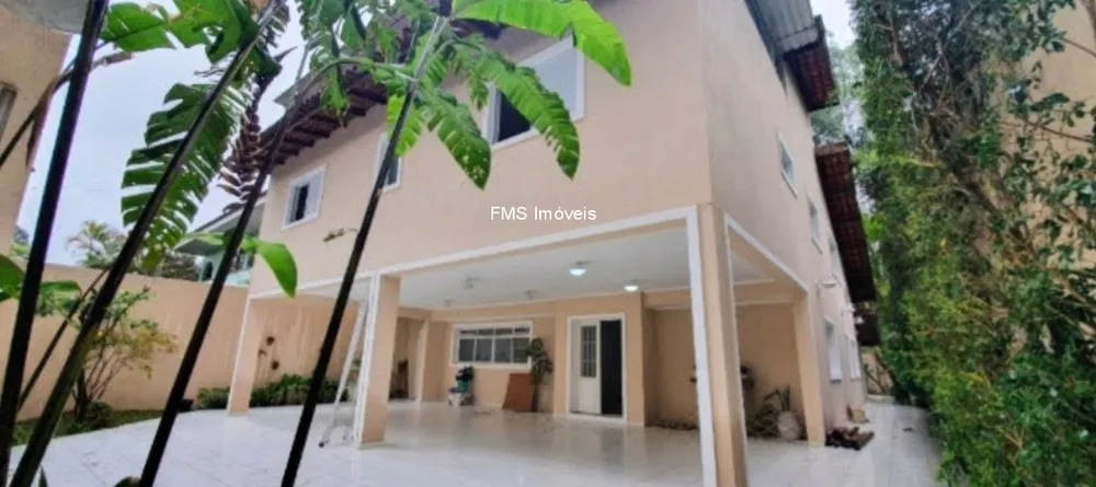 Casa, 4 quartos, 350 m² - Foto 1
