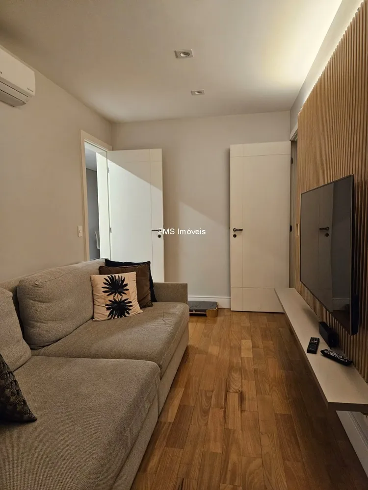 Apartamento, 3 quartos, 222 m² - Foto 1