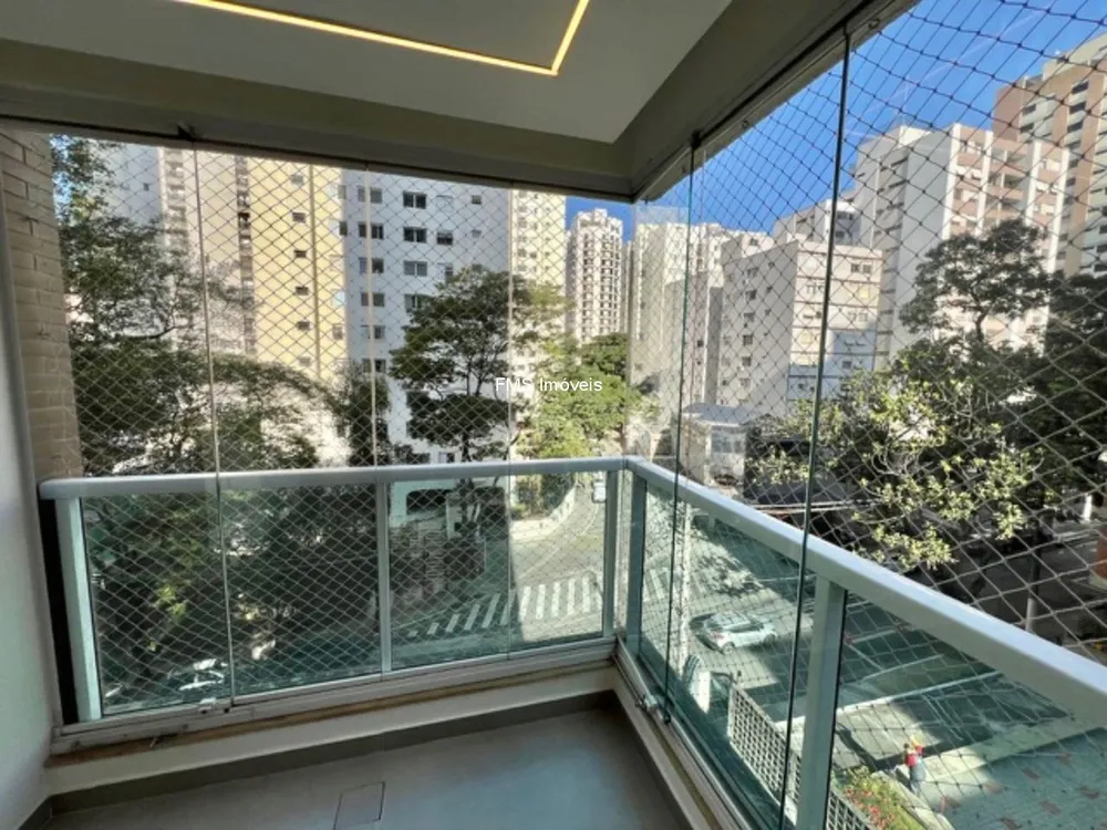 Apartamento, 3 quartos, 226 m² - Foto 2