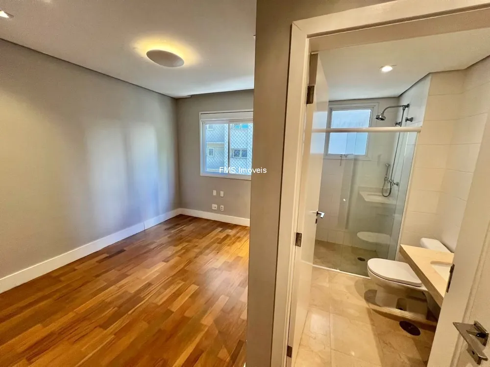 Apartamento, 3 quartos, 226 m² - Foto 1