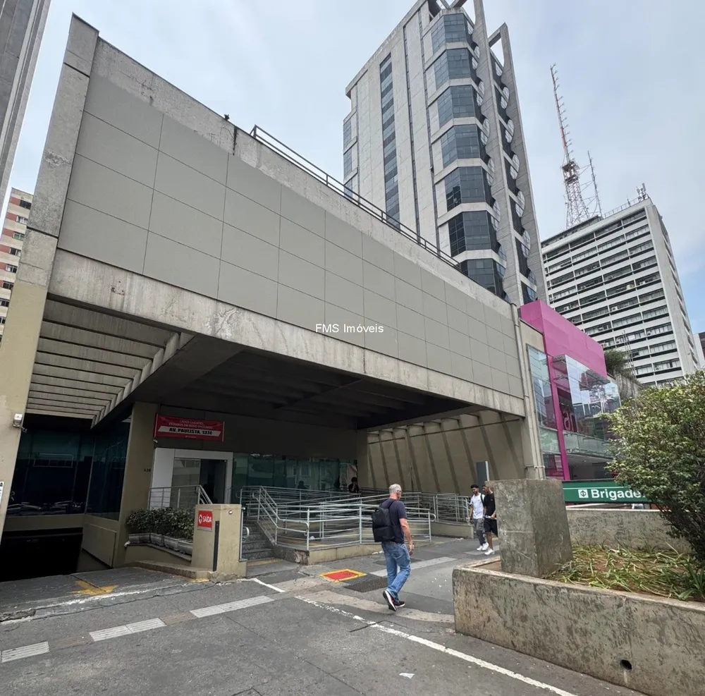 Loja-Salão, 3183 m² - Foto 1