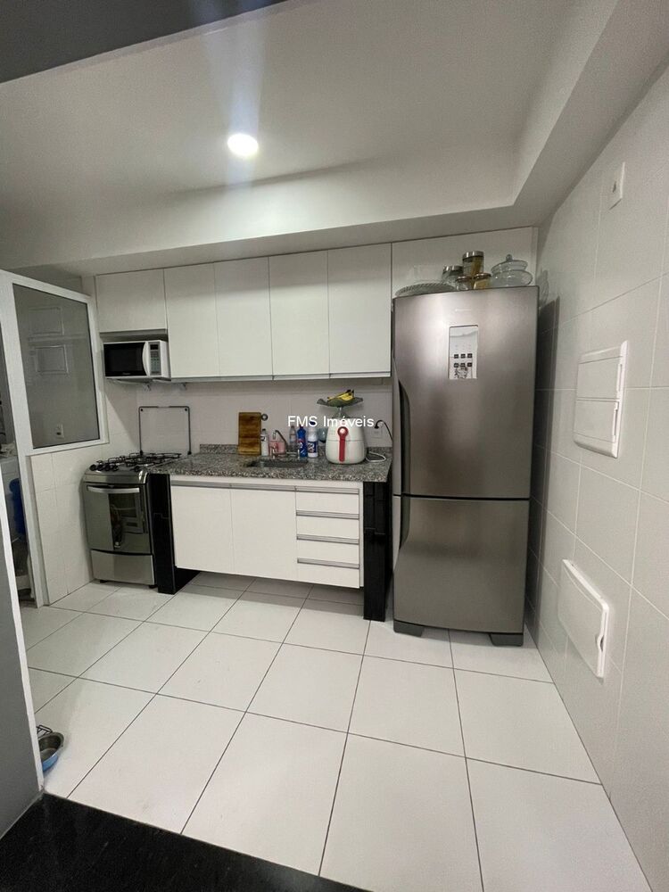 Apartamento à venda com 2 quartos, 69m² - Foto 13