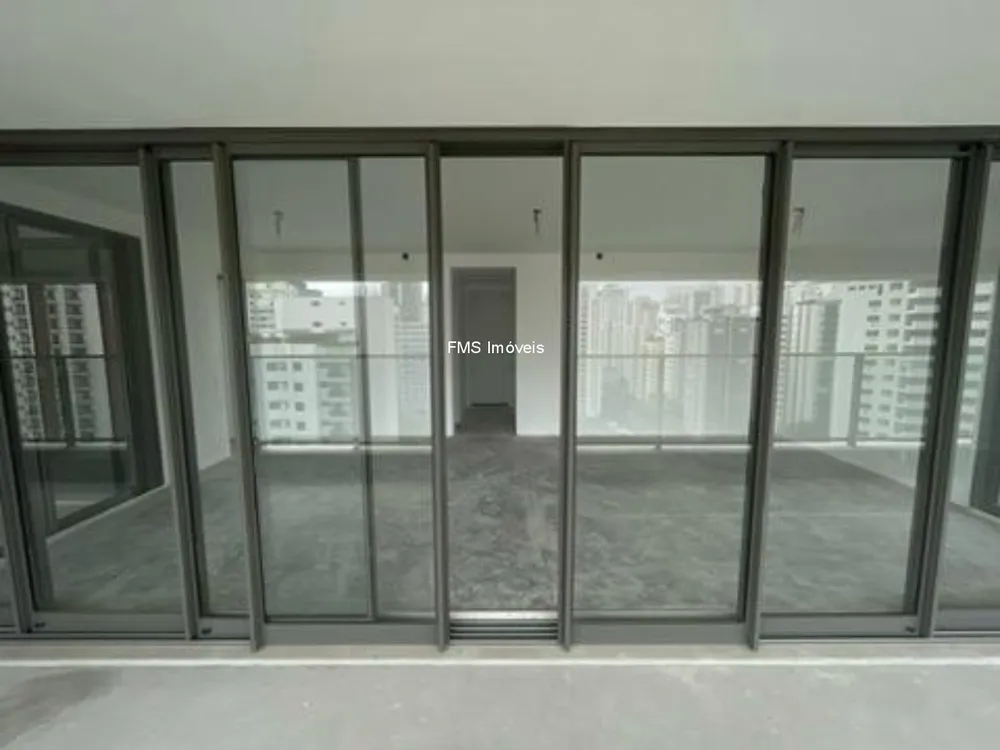 Apartamento, 4 quartos, 220 m² - Foto 1