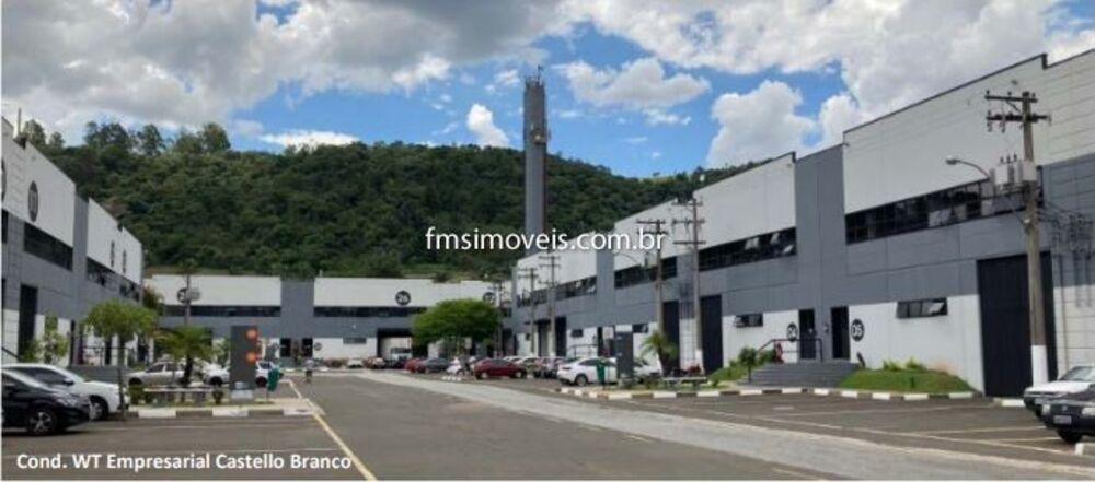 Depósito-Galpão-Armazém para alugar, 680m² - Foto 1