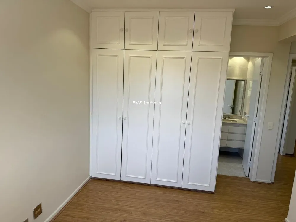 Apartamento, 3 quartos, 216 m² - Foto 1