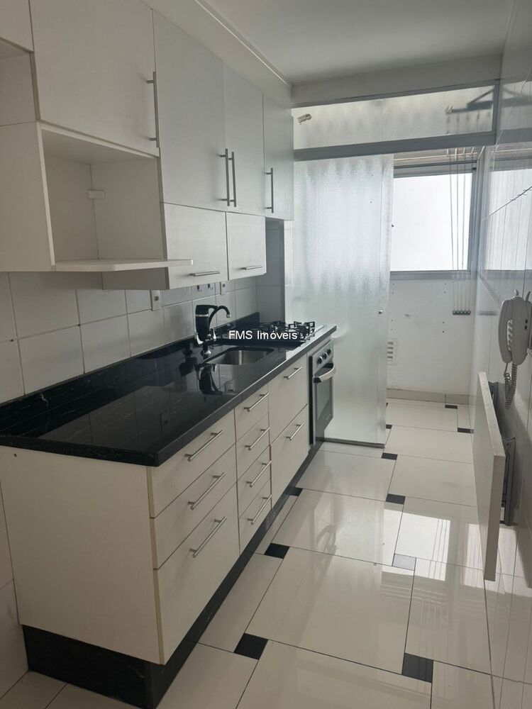 Apartamento à venda com 1 quarto, 44m² - Foto 4