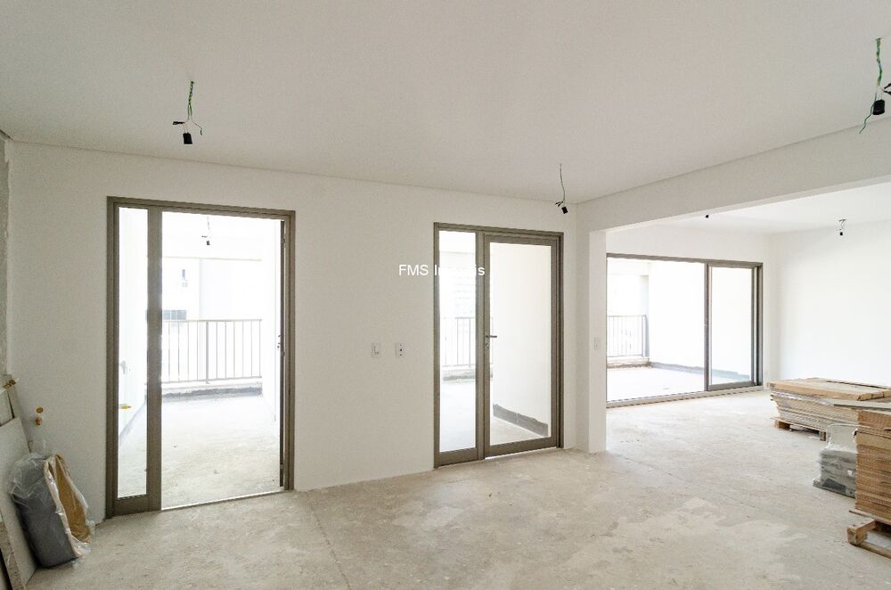Apartamento à venda com 3 quartos, 158m² - Foto 7