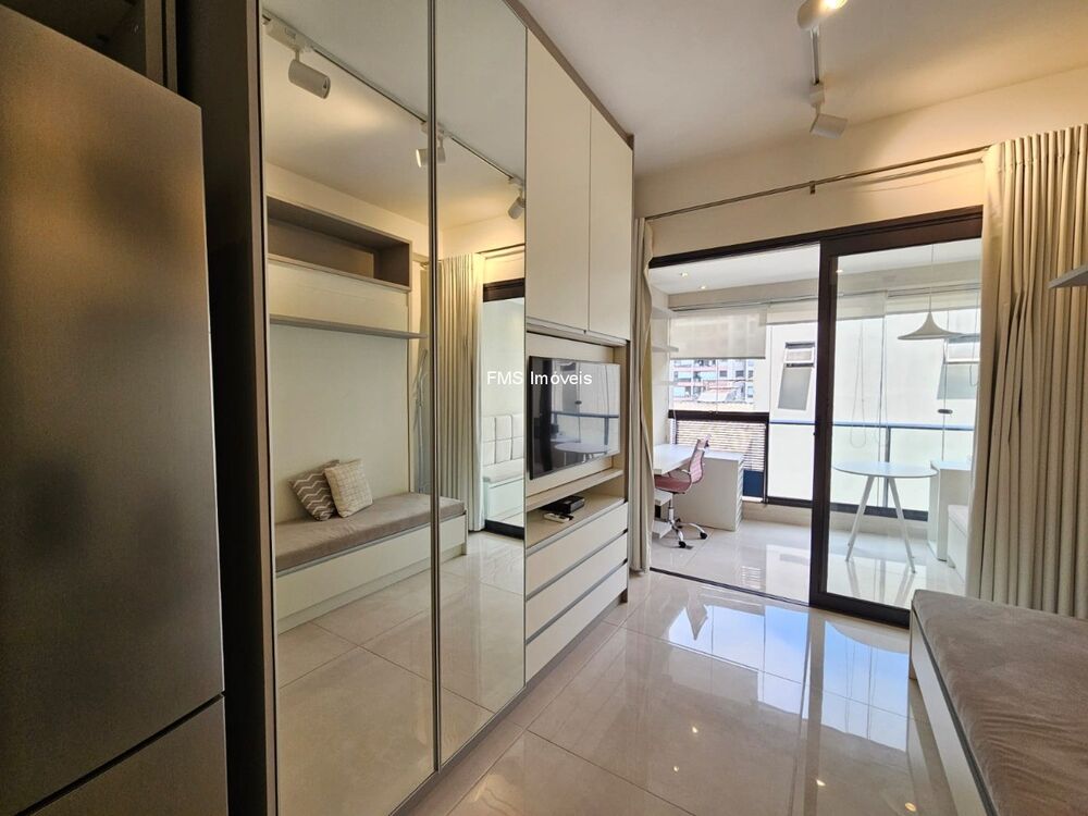 Apartamento, 1 quarto, 26 m² - Foto 1