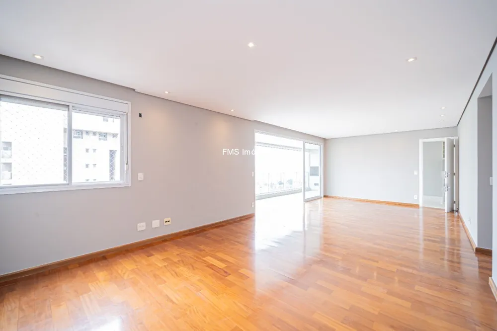 Apartamento, 3 quartos, 168 m² - Foto 1