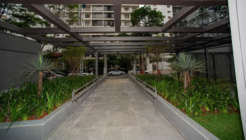 Sala-Conjunto, 1320 m² - Foto 5