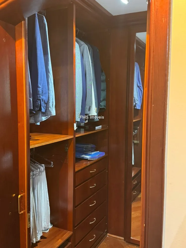Apartamento, 3 quartos, 260 m² - Foto 2