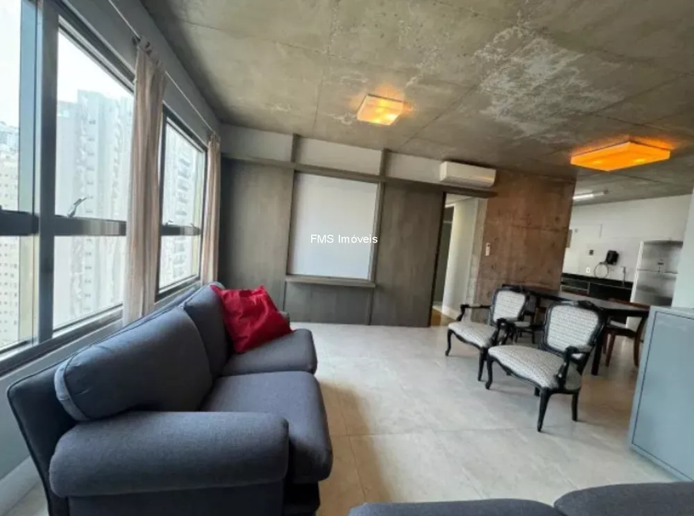 Apartamento para alugar com 1 quarto, 70m² - Foto 1