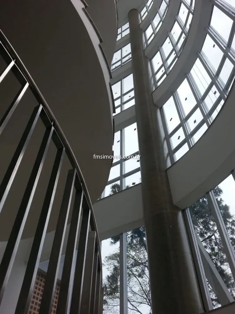 Prédio Inteiro, 4498 m² - Foto 1