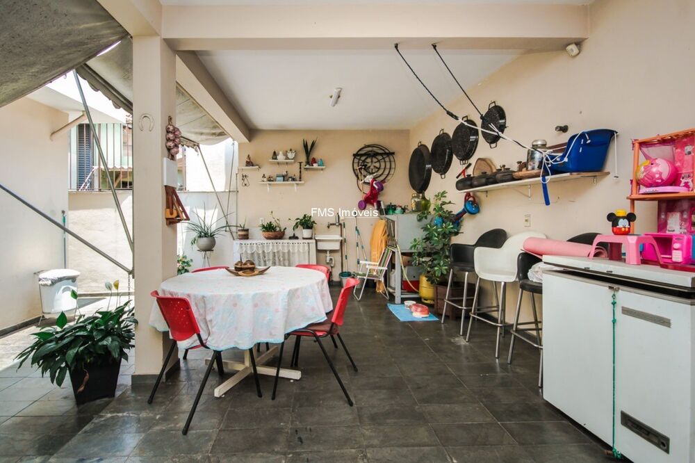 Casa, 3 quartos, 270 m² - Foto 4