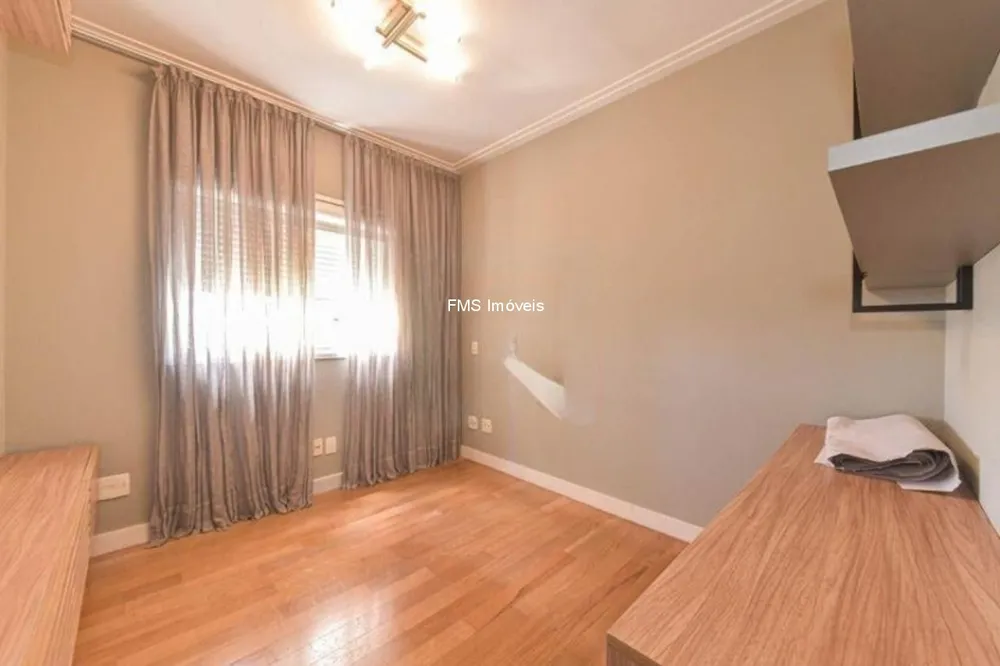 Apartamento, 3 quartos, 136 m² - Foto 2