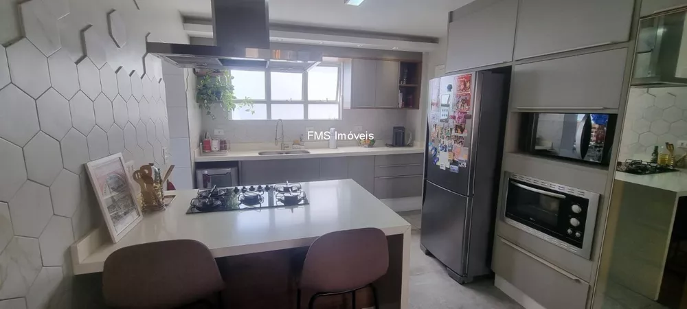 Apartamento à venda com 3 quartos, 125m² - Foto 5