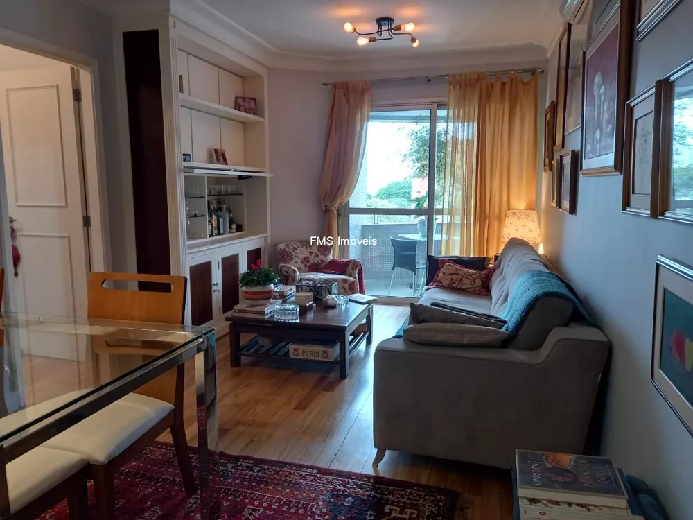 Apartamento à venda com 2 quartos, 75m² - Foto 1