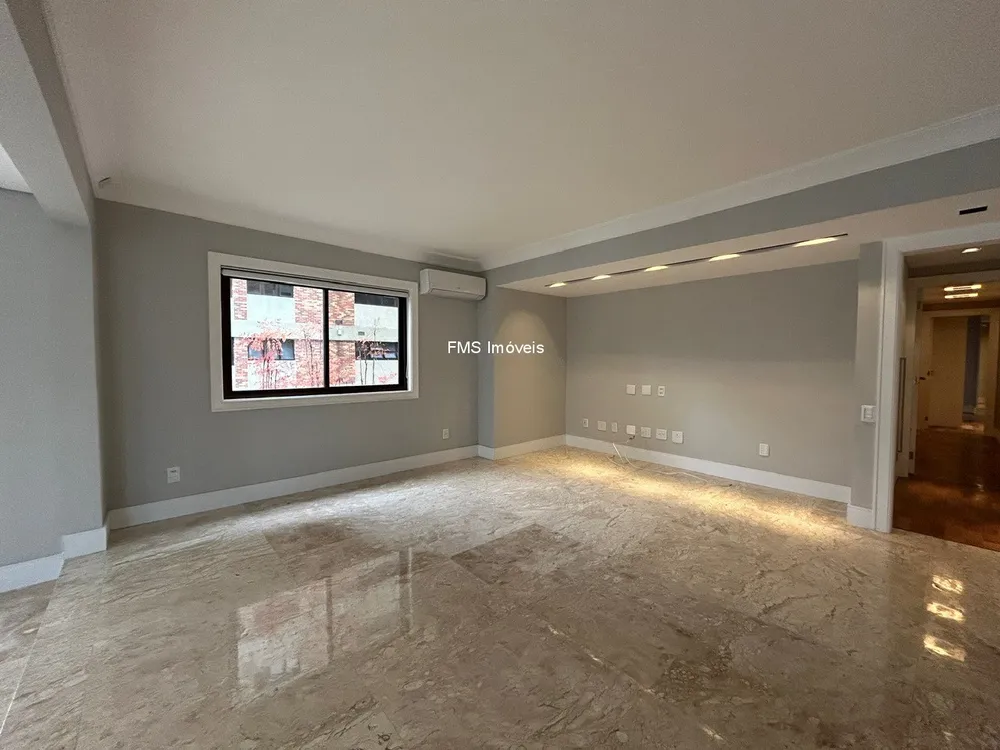 Apartamento, 3 quartos, 207 m² - Foto 1