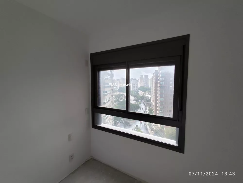 Apartamento à venda com 4 quartos, 244m² - Foto 11