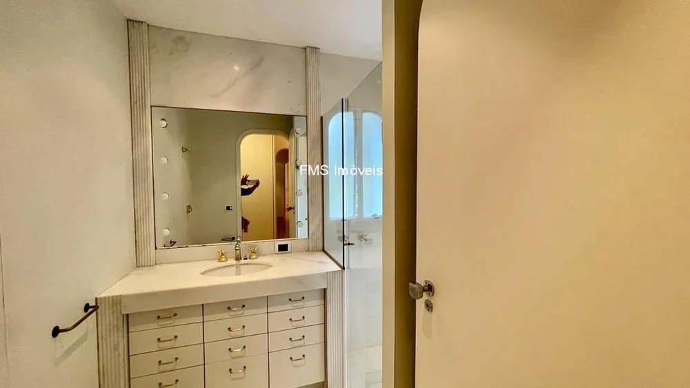 Apartamento, 3 quartos, 210 m² - Foto 11
