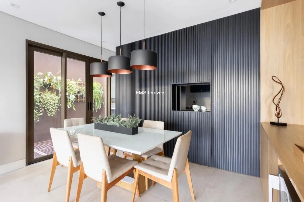 Casa, 4 quartos, 593 m² - Foto 1