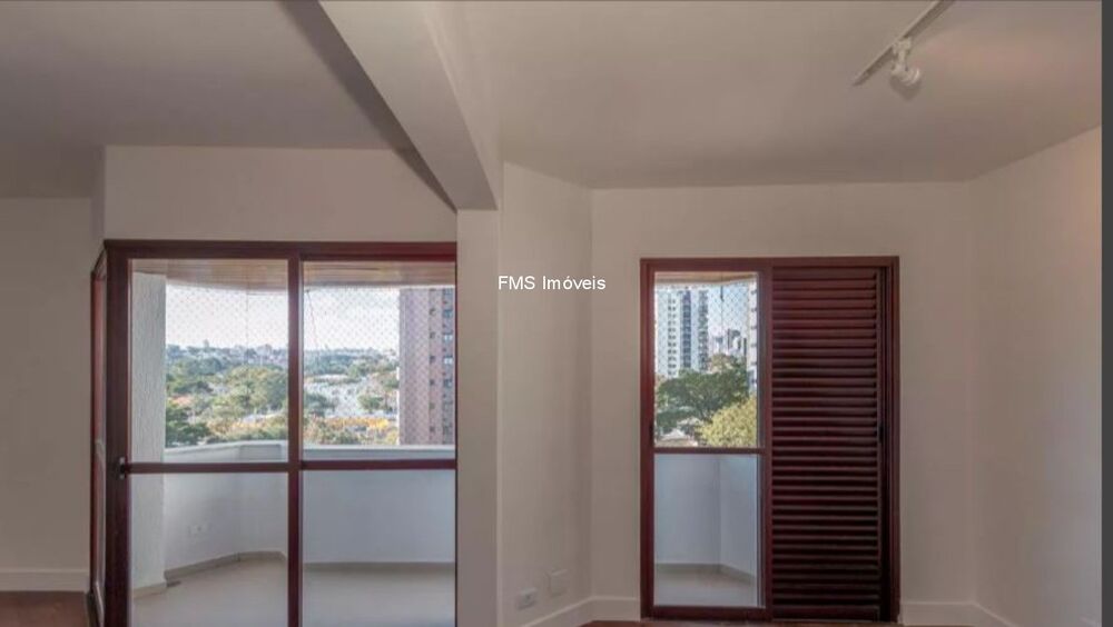Apartamento à venda com 4 quartos, 125m² - Foto 2