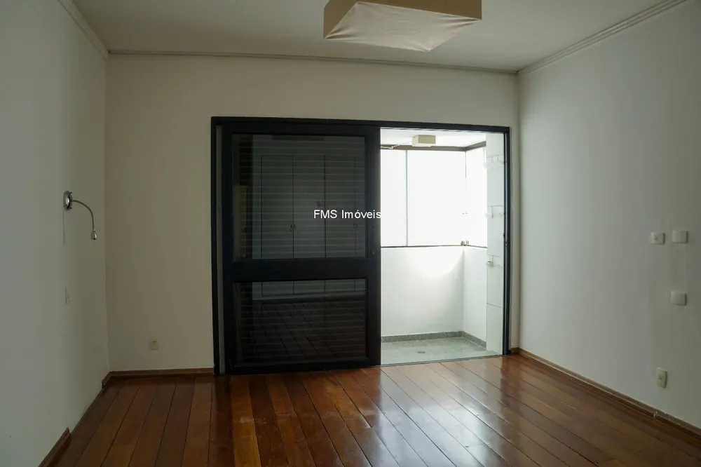 Apartamento, 3 quartos, 285 m² - Foto 2