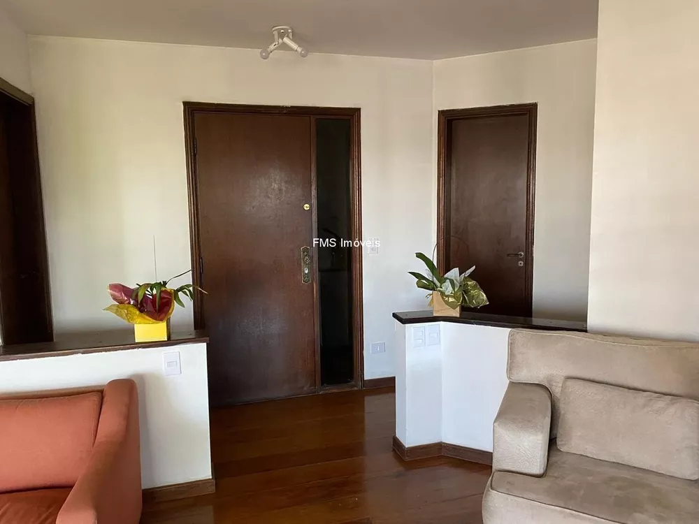 Apartamento à venda com 4 quartos, 209m² - Foto 4