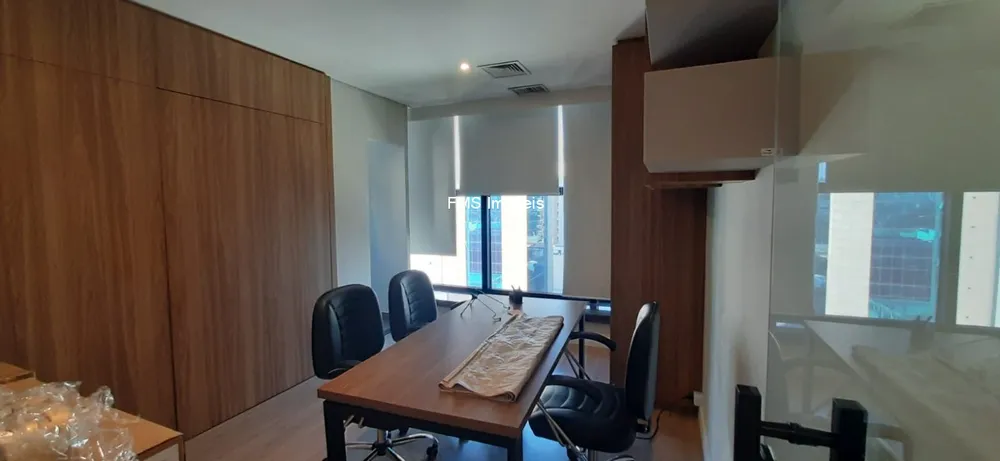 Sala-Conjunto, 324 m² - Foto 1