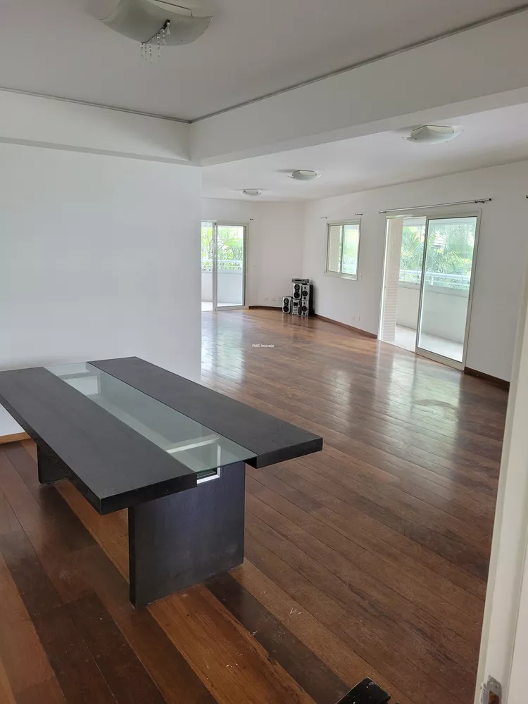 Apartamento à venda com 3 quartos, 265m² - Foto 13