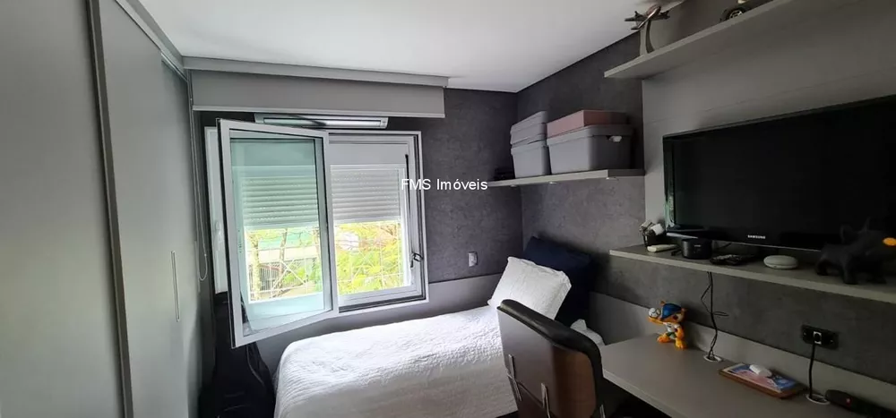 Casa à venda com 4 quartos, 340m² - Foto 2