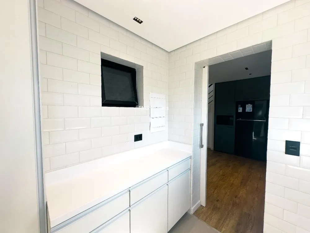 Cobertura, 3 quartos, 220 m² - Foto 4