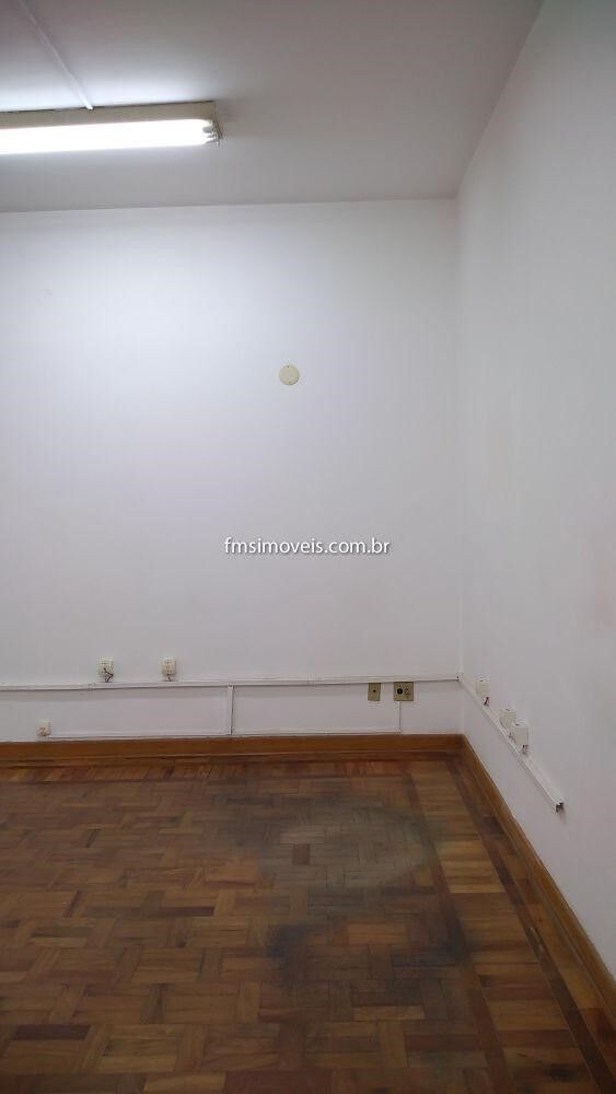 Prédio Inteiro para alugar com 3 quartos, 554m² - Foto 17