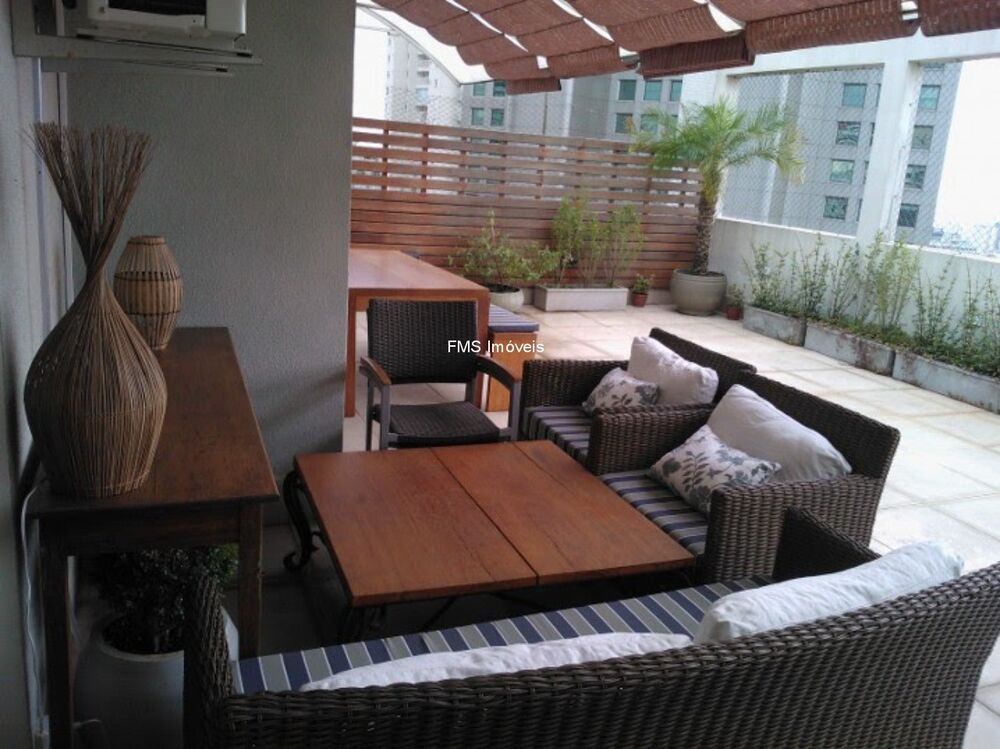 Cobertura, 3 quartos, 220 m² - Foto 1