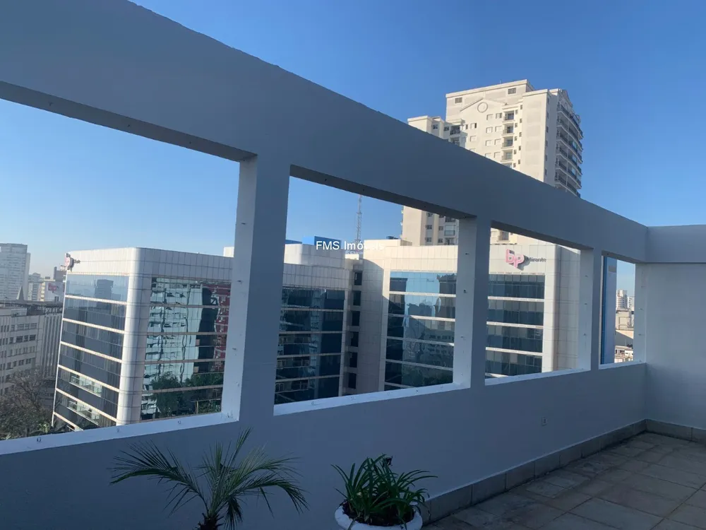 Cobertura, 3 quartos, 220 m² - Foto 2