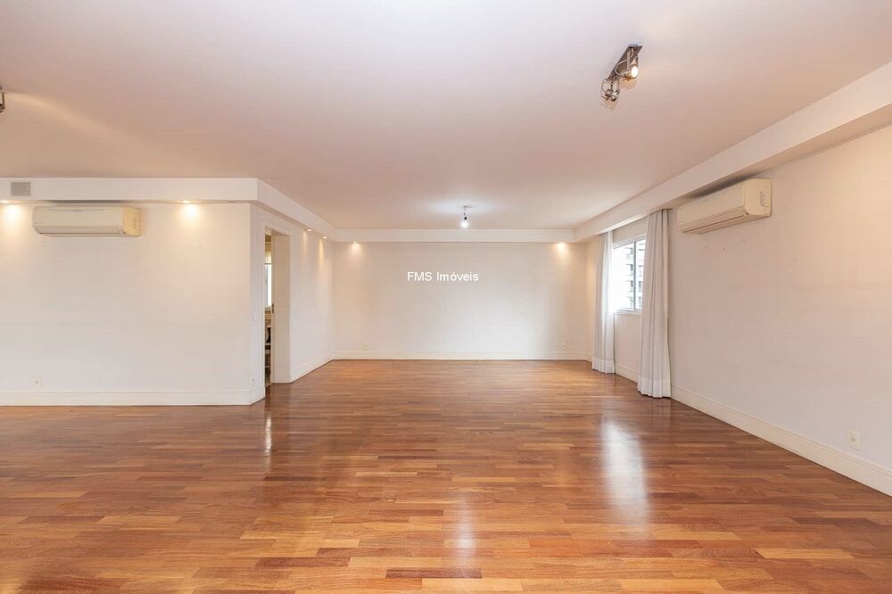 Apartamento à venda com 3 quartos, 290m² - Foto 3