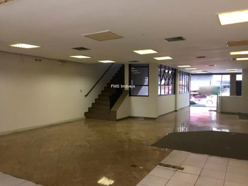 Prédio Inteiro - Foto 1