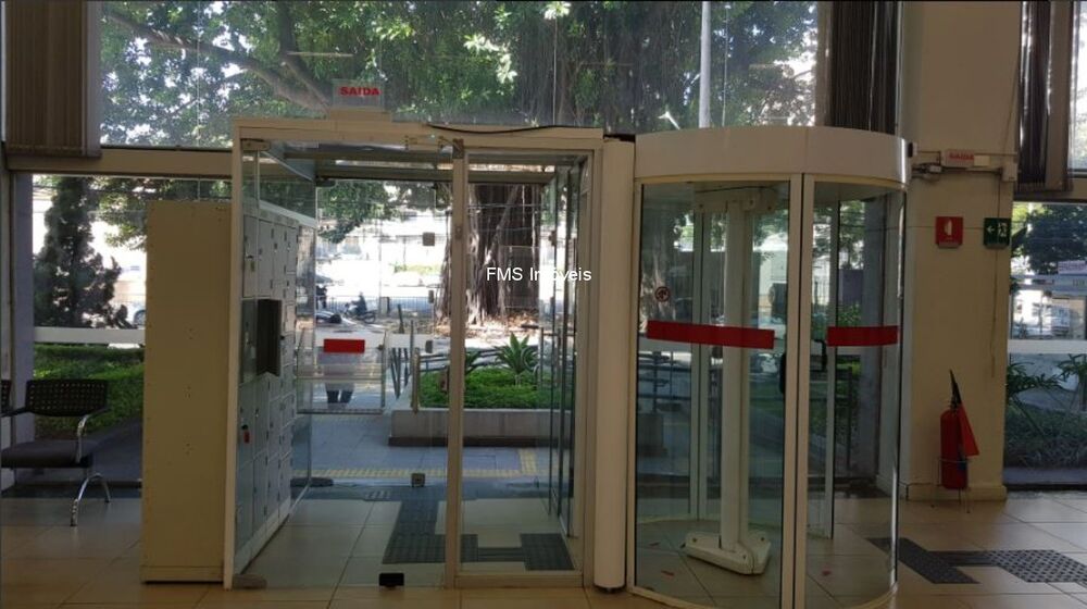 Loja-Salão, 617 m² - Foto 1