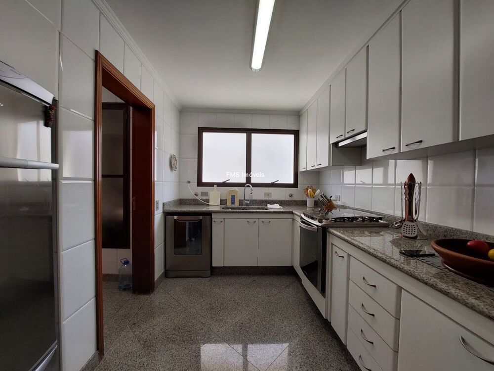 Apartamento à venda com 3 quartos, 178m² - Foto 9