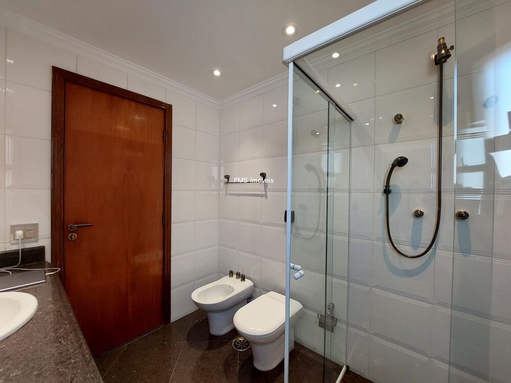 Apartamento à venda com 3 quartos, 178m² - Foto 15