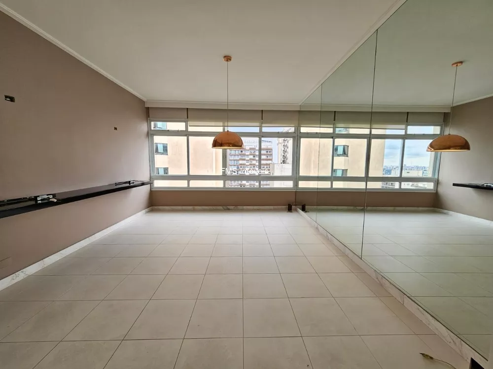 Apartamento para alugar com 3 quartos, 310m² - Foto 9