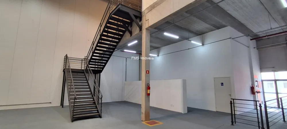 Depósito-Galpão, 675 m² - Foto 2