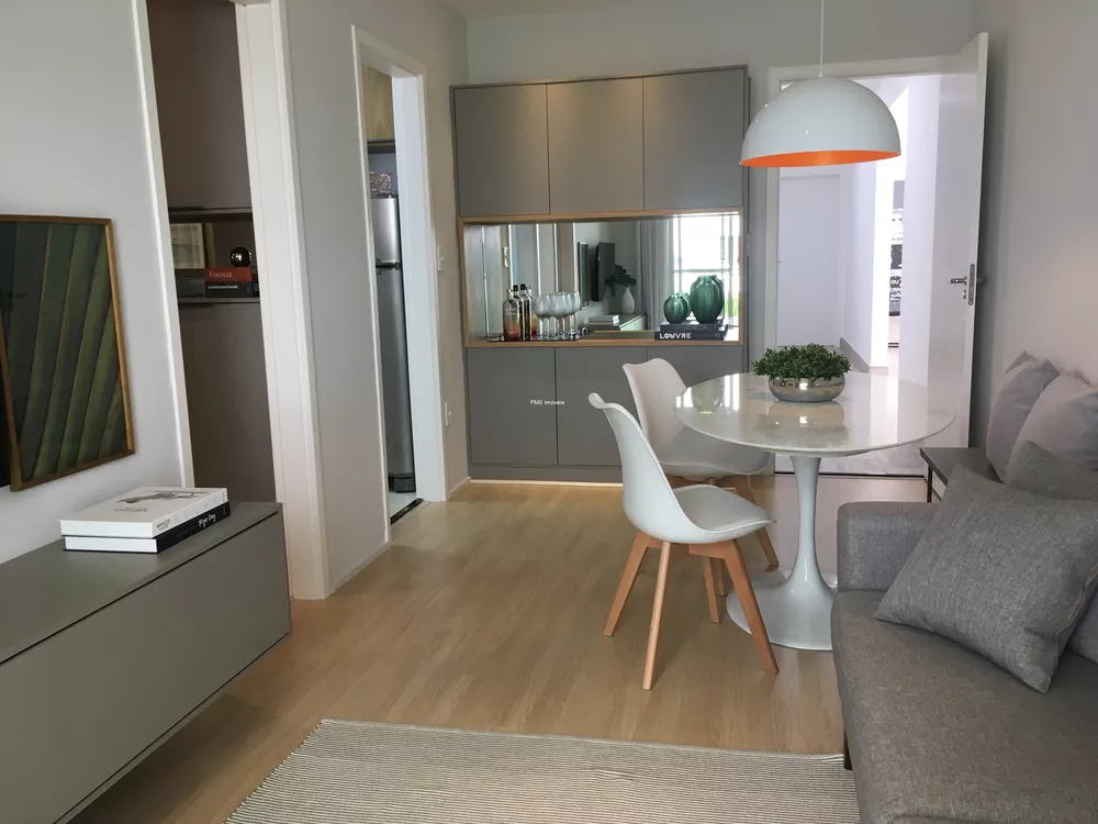 Apartamento à venda com 2 quartos, 55m² - Foto 1