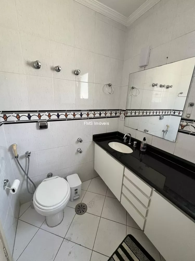 Apartamento para alugar com 3 quartos, 110m² - Foto 3