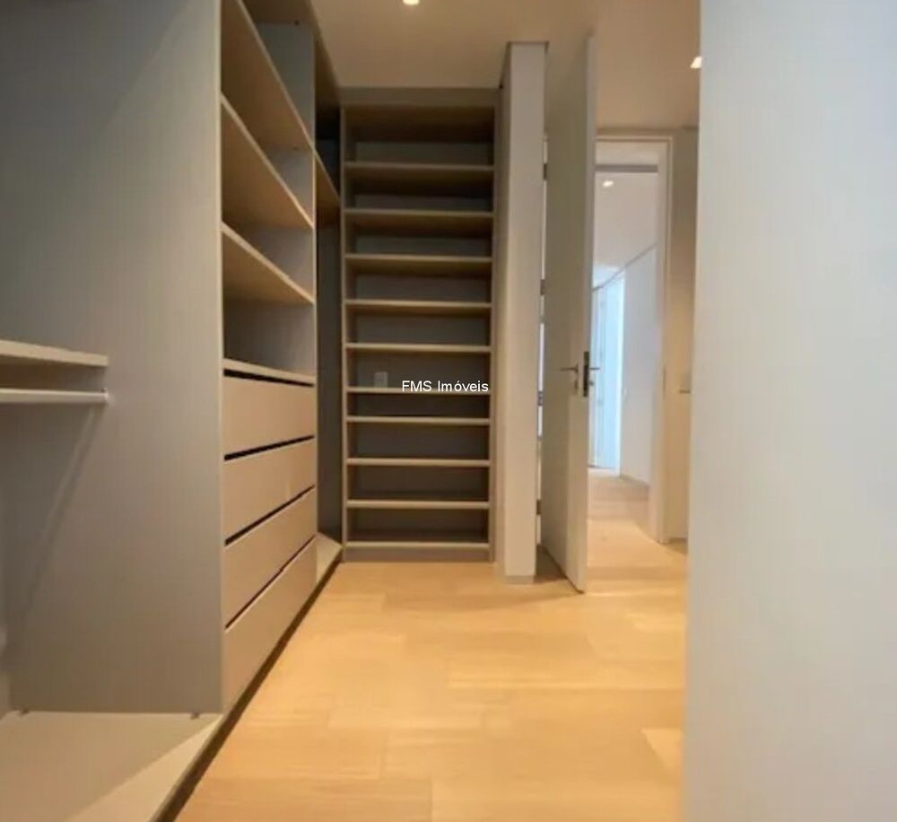 Casa à venda e aluguel com 3 quartos, 636m² - Foto 13
