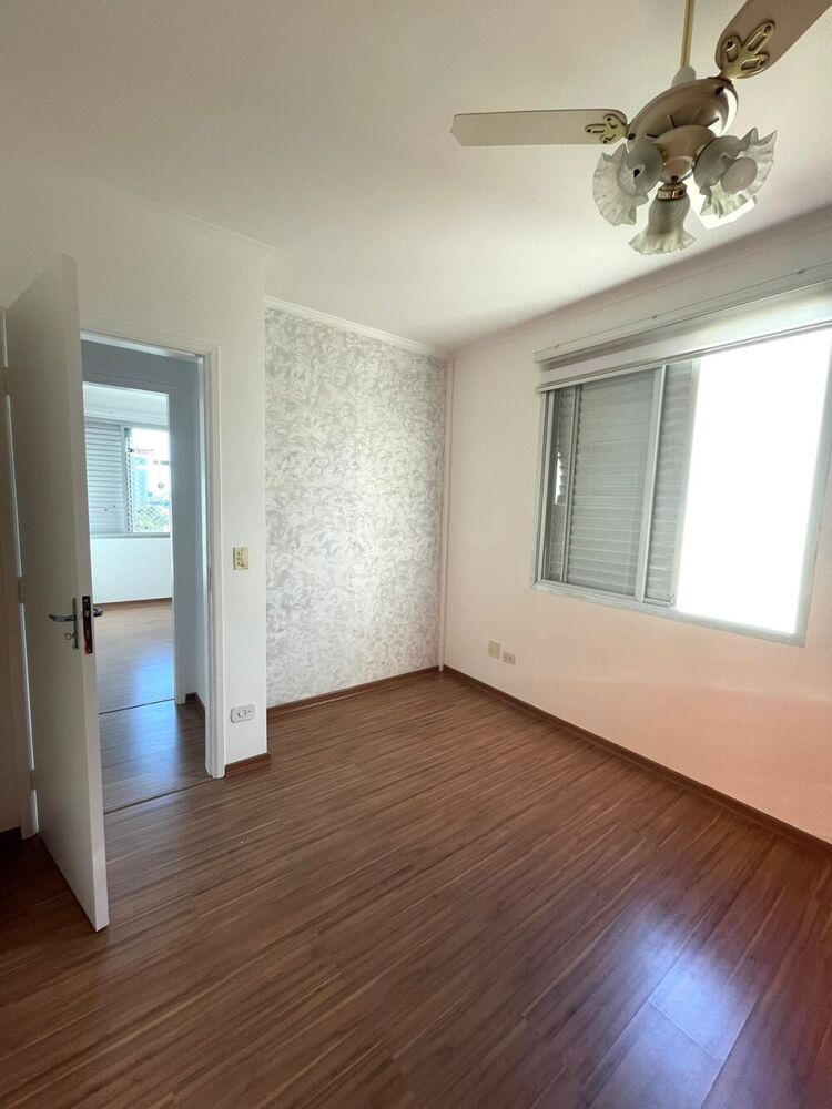 Apartamento à venda com 3 quartos, 100m² - Foto 3