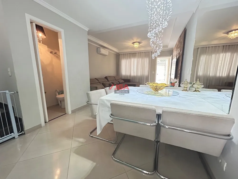 Casa, 3 quartos, 229 m² - Foto 10
